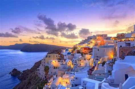 is january a good time to visit santorini