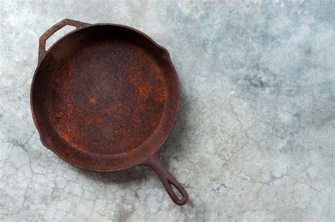is rust on cast iron bad