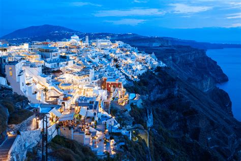 is santorini cold in december