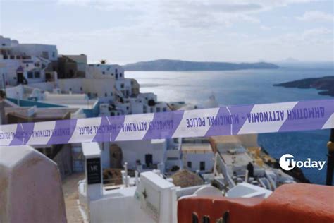 is santorini safe today