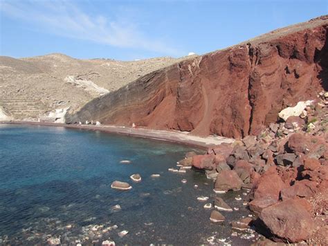 is santorini still hot in october