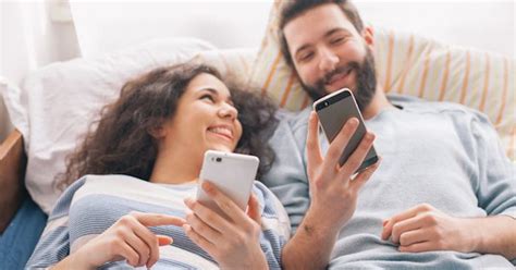 is using dating apps while in a relationship cheating