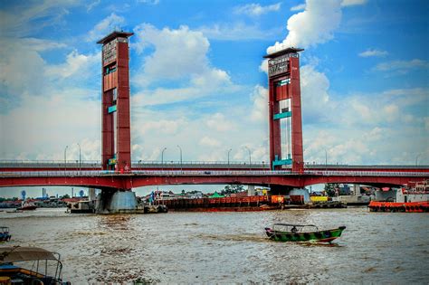 jembatan ampera