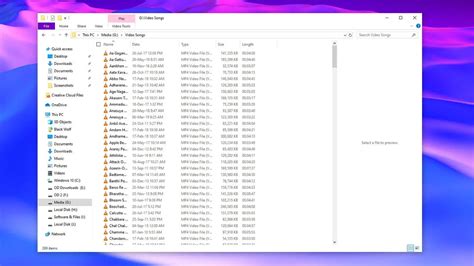 list all files in a directory windows