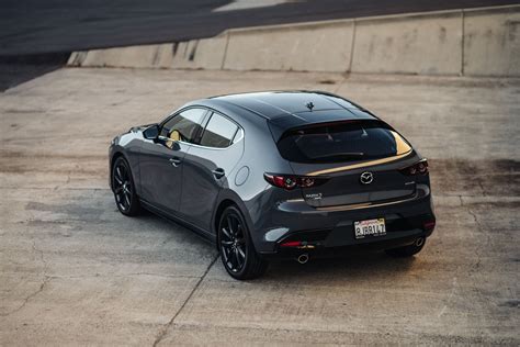mazda 3 hatch problems
