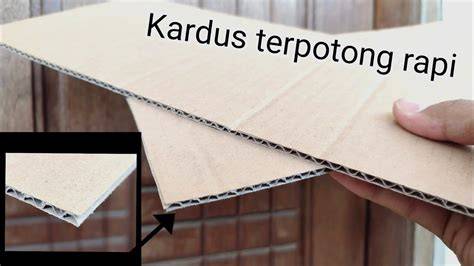 memotong kardus