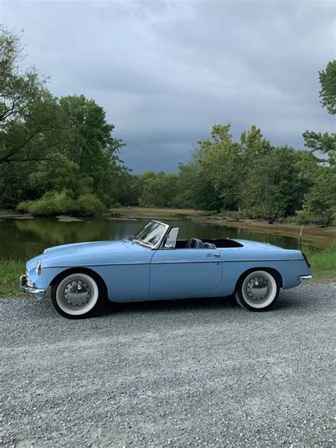 mgb iris blue paint code