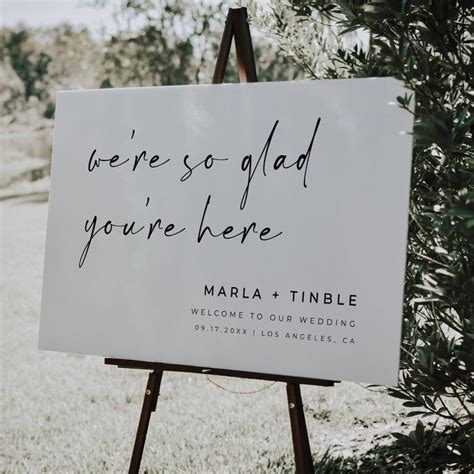 minimalis wedding sign