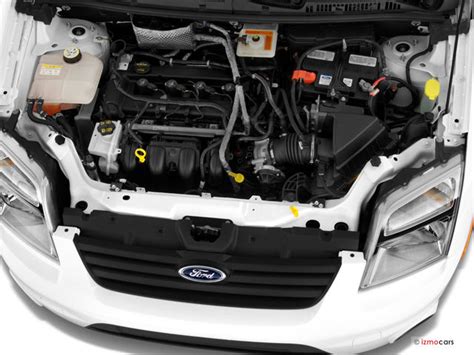 Cutaway view of a powerful and efficient engine powering the new Ford Transit Connect