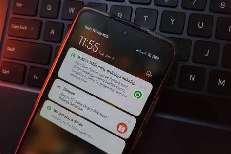 Notifikasi ponsel