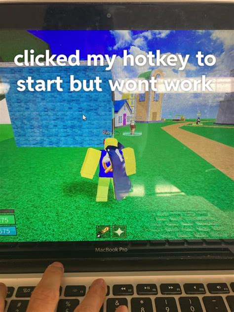 op auto clicker not working in roblox