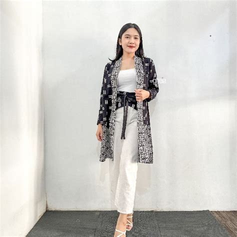 Outerwear Batik Geometri