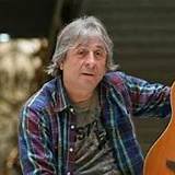 Biografia Pelo De Ambrosio