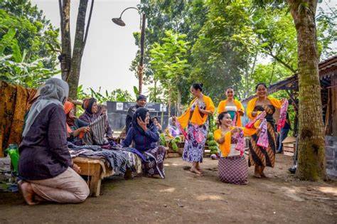 pemberdayaan komunitas
