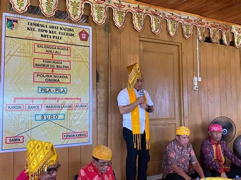 peran dewan adat