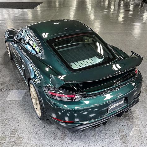 porsche forest green metallic color code