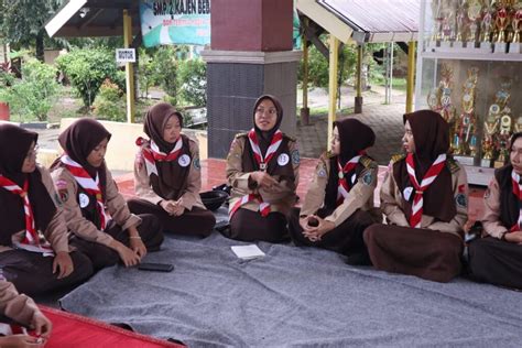 pramuka campfire discussion