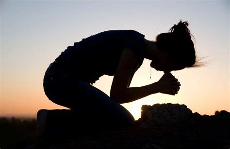 praying woman