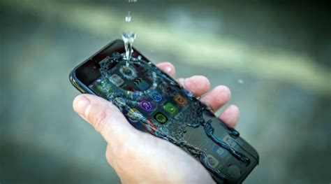 protect your phone from water damage