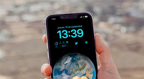 put widgets on lock screen android