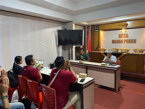 Image of village office meeting