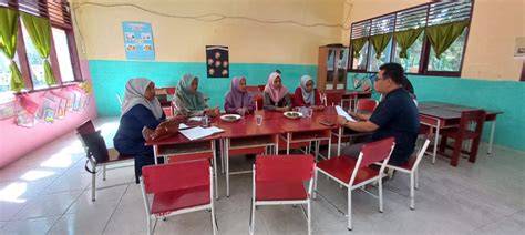 komite sekolah rapat