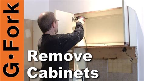 remove kitchen cabinets