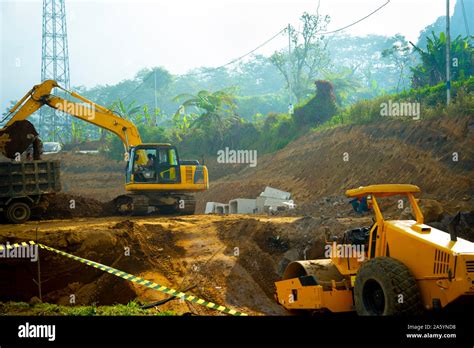 Jalan Raya Konstruksi di Indonesia