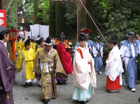 Kambing di kuil Shinto