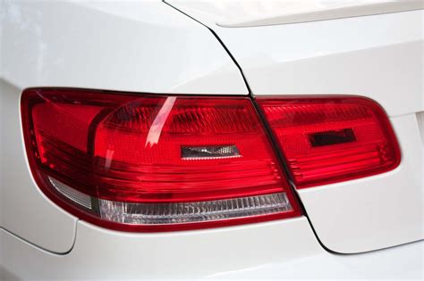 should you replace both tail lights at the same time