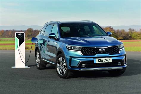 smallest plug in hybrid uk