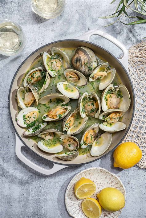 Ilustrasi Kerang Rebus