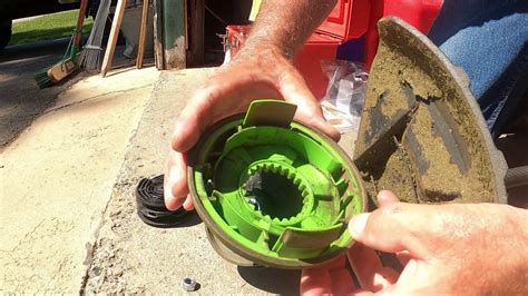 string trimmer auto feed problems