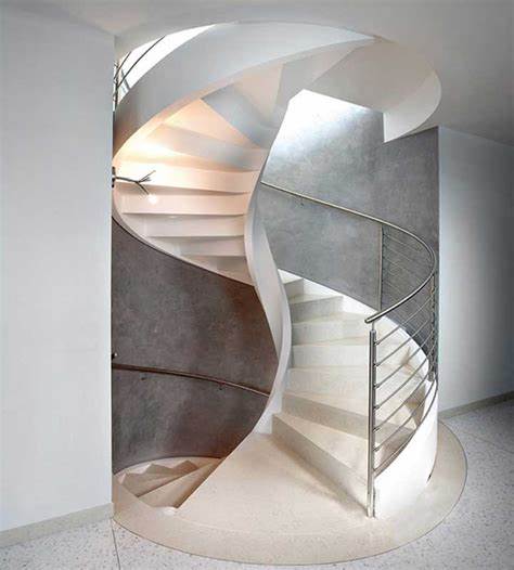 tangga beton spiral