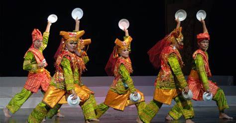 tari piring