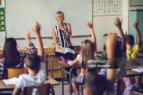 teachers asking questions in the classroom