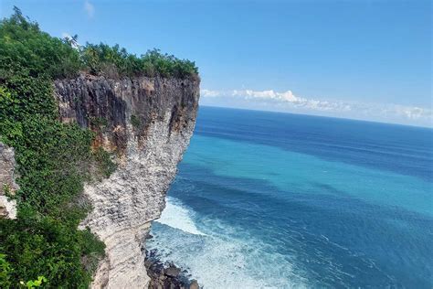 tebing karang