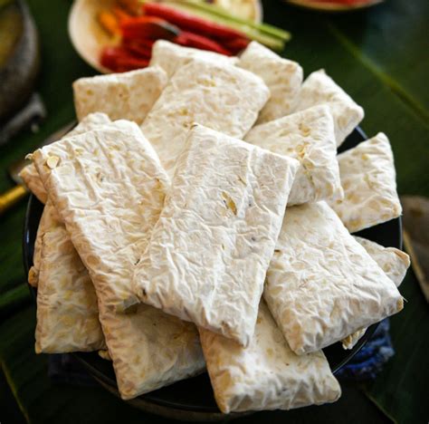 Exploring the Tempting Tempe: A Look into Indonesia’s Beloved Soybean Cake