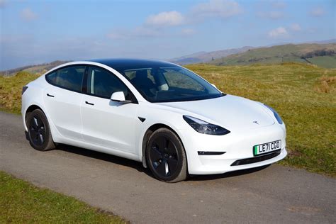 tesla model 3 long range plus range