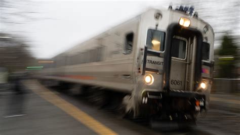 train signal issue today