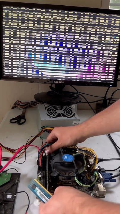 unplugging ram while pc is on