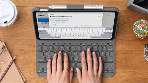 use pc keyboard on ipad