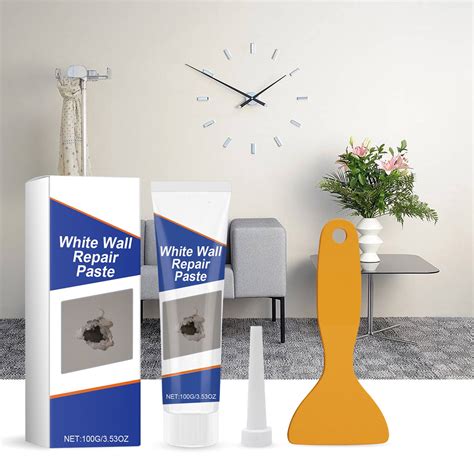wall putty to fix small holes