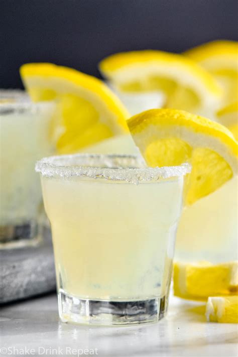 what alcohol is in a lemon drop shot
