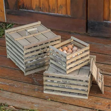 what are egg crates made out of
