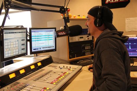 what are the examples of radio broadcasting