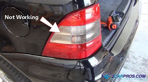 what causes a blinker bulb to not work