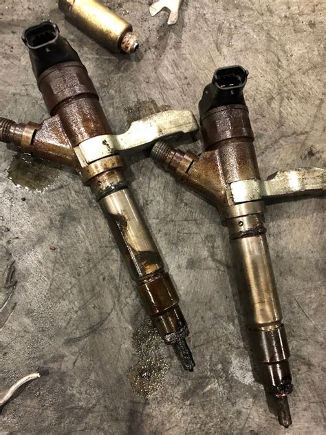 what causes fuel injector problems