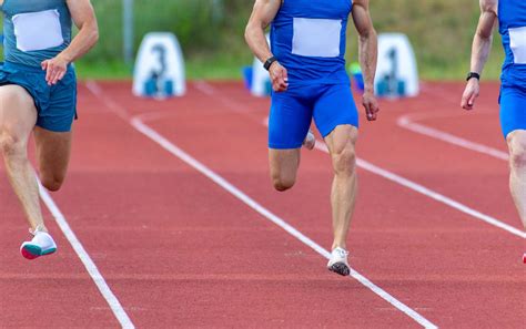 what is a good time for a 800m