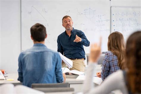 what is a lecture in teaching